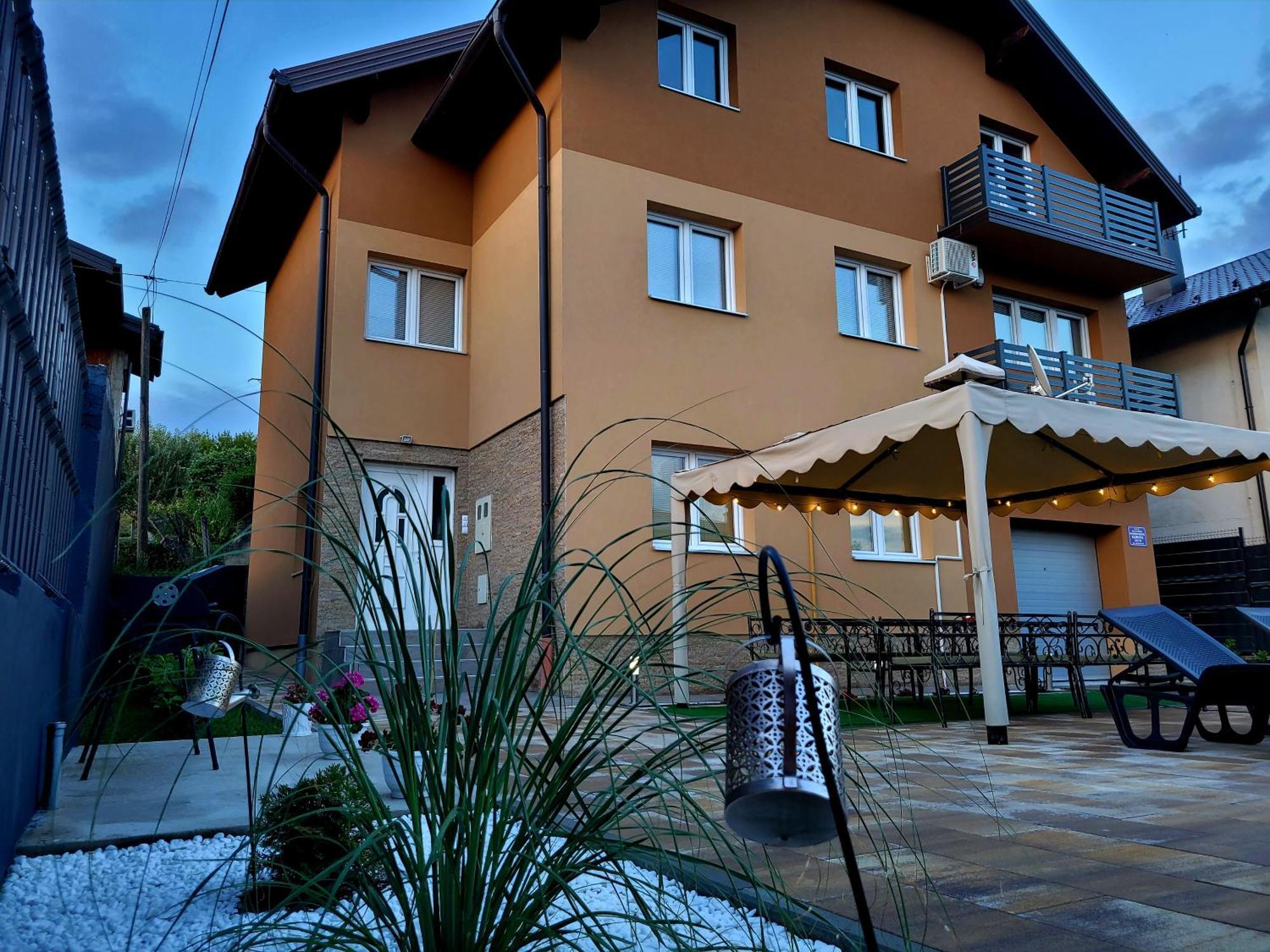 Summer House Lejhana Bihać Екстериор снимка